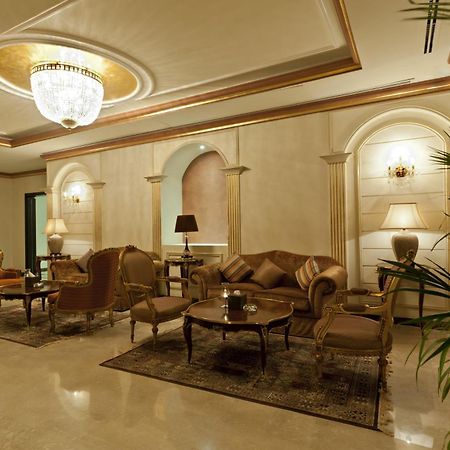 Magnum Hotel & Suites West Bay ドーハ インテリア 写真
