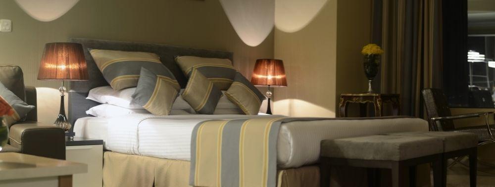 Magnum Hotel & Suites West Bay ドーハ エクステリア 写真