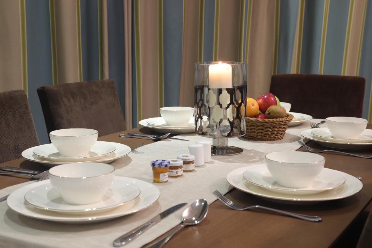 Magnum Hotel & Suites West Bay ドーハ エクステリア 写真