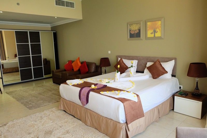 Magnum Hotel & Suites West Bay ドーハ エクステリア 写真